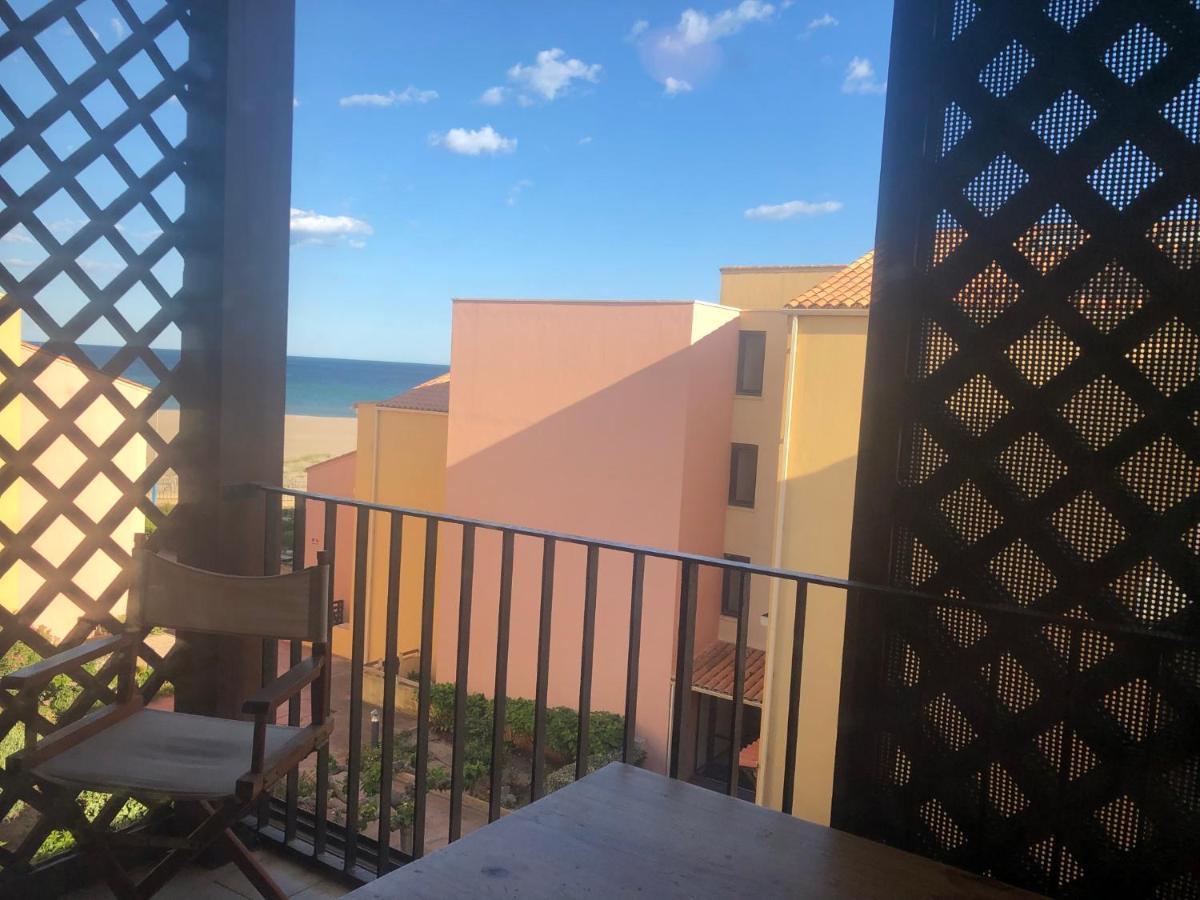 Appartement Bord De Mer Saint Pierre La Mer מראה חיצוני תמונה