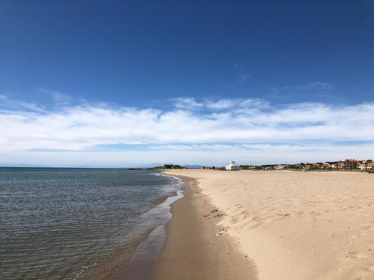 Appartement Bord De Mer Saint Pierre La Mer מראה חיצוני תמונה