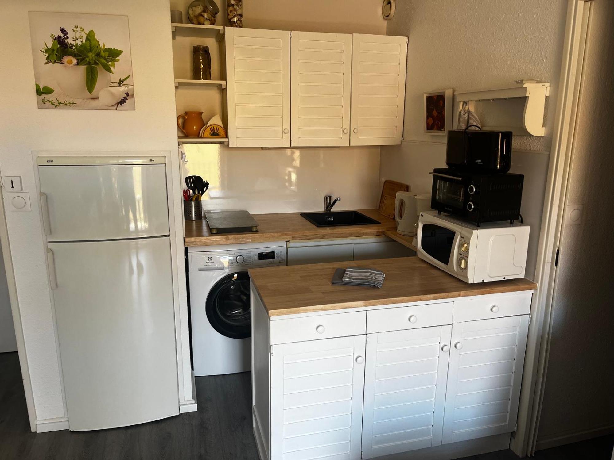 Appartement Bord De Mer Saint Pierre La Mer מראה חיצוני תמונה